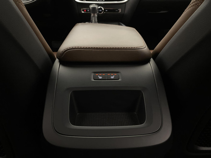 Volvo V60 CC D4 AWD PRO REZERVACE 2.0 d CC CC