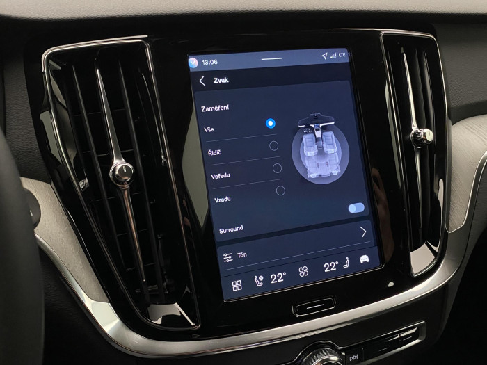 Volvo V60 B4 AUT DARK PLUS