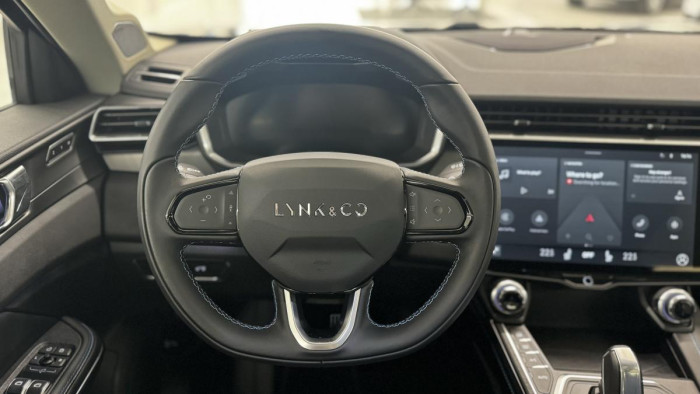Lynk & Co 01 PHEV DCT AUT REZERVACE