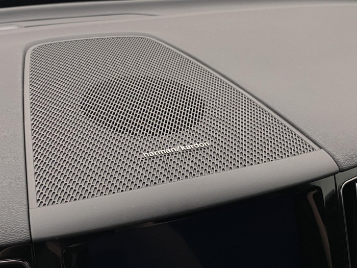 Volvo XC60 B5 AWD DARK PLUS AUT CZ