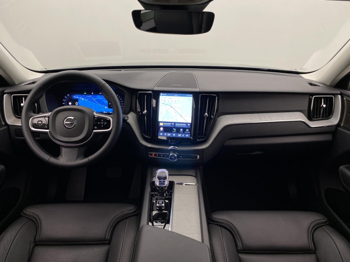 Volvo XC60 B5 AWD DARK PLUS AUT