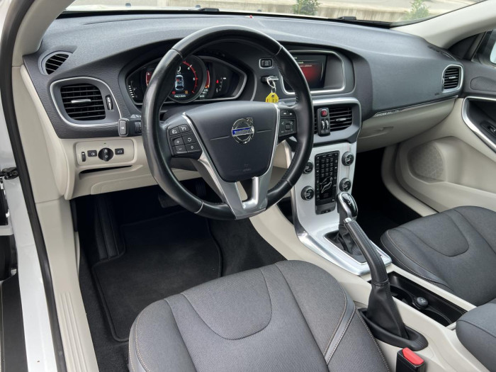 Volvo XC40 D3 MOMENTUM Aut 1.maj. 2.0 d Momentum