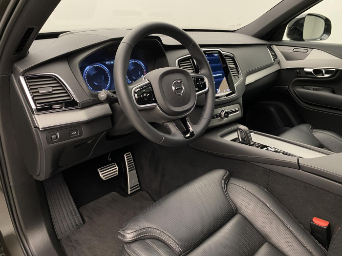 Volvo XC90 B6 AWD R-DESIGN AUT