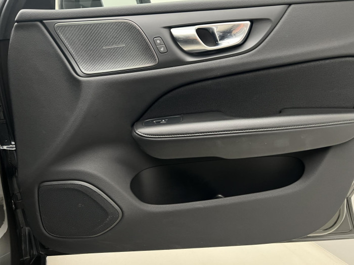 Volvo V60 B4 MOMENTUM AUT 2.0 Momentum