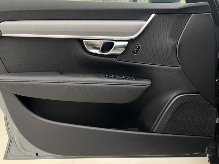 Volvo V90 D4 MOMENTUM AUT 2.0 d Momentum