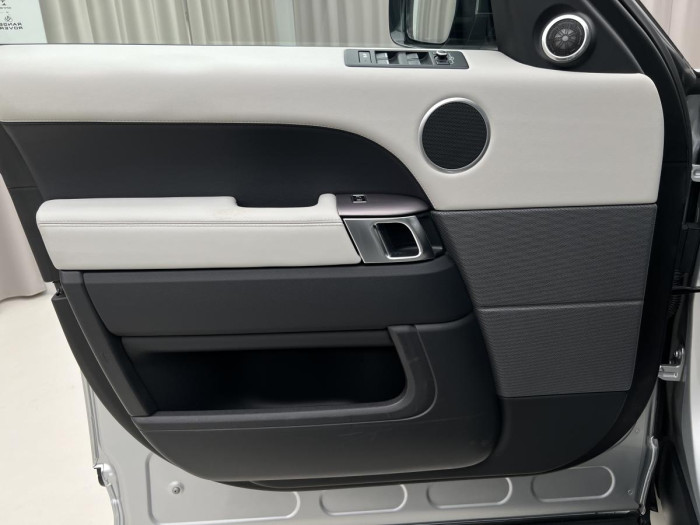 Land Rover Range Rover Sport 3.0 TDV6 HSE AWD AUT