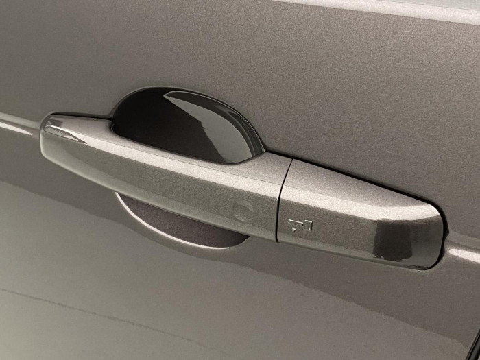 Land Rover Discovery D300 DYNAMIC HSE REZERVACE 3.0 d Dynamic