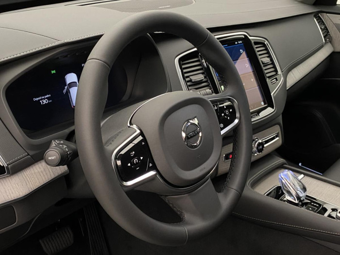 Volvo XC90 B5 AWD AUT BRIGHT PLUS 7míst 2.0 Plus