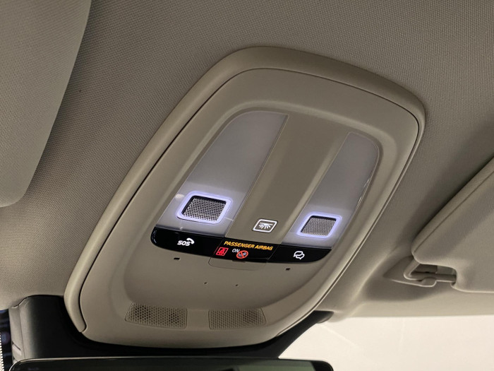 Volvo XC90 T8 AWD RECHARGE DARK PLUS 7m