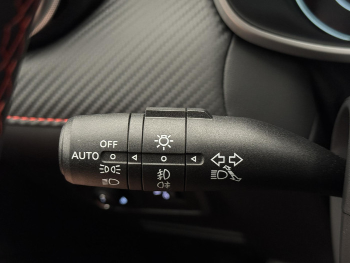 MG ZS 1.0T EXCLUSIVE AUT CZ 1.maj. 1.0 Exclusive