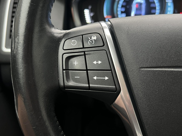 Volvo XC60 D3 SUMMUM AUT 2.0 d Summum