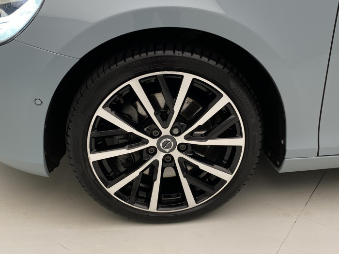 Volvo V40 D3 MOMENTUM AUT 2.0 d Momentum