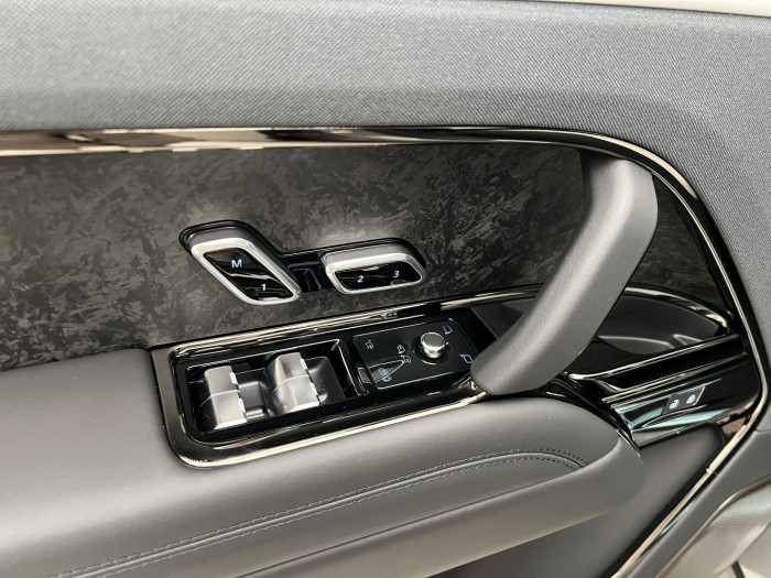 Land Rover Range Rover Sport P635 SV EDITION TWO REZERVACE 4.4 Edition