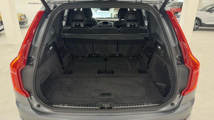 Volvo XC90 B5 AWD INSCRIPTION REZERVACE