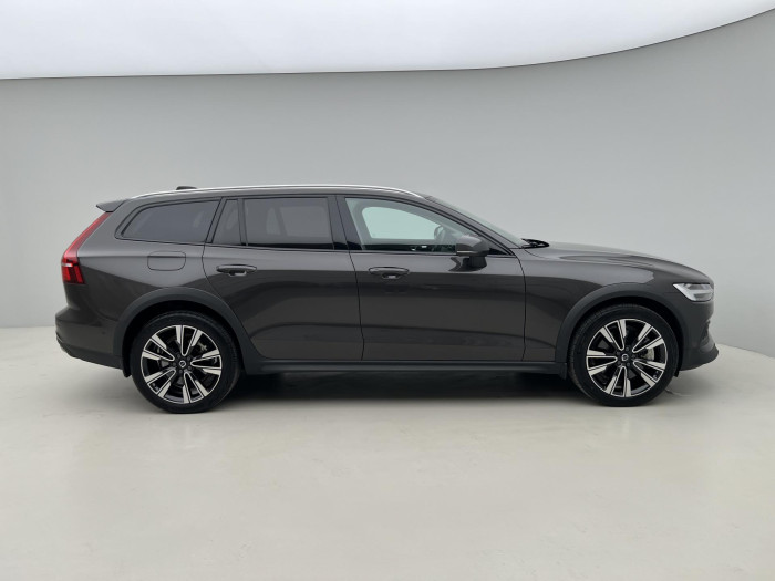 Volvo V60 CC B5 AWD PLUS BRIGHT AUT
