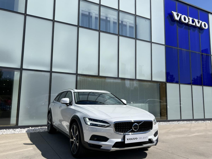 Volvo V90 CROSS COUNTRY B5 AWD Aut 1.maj