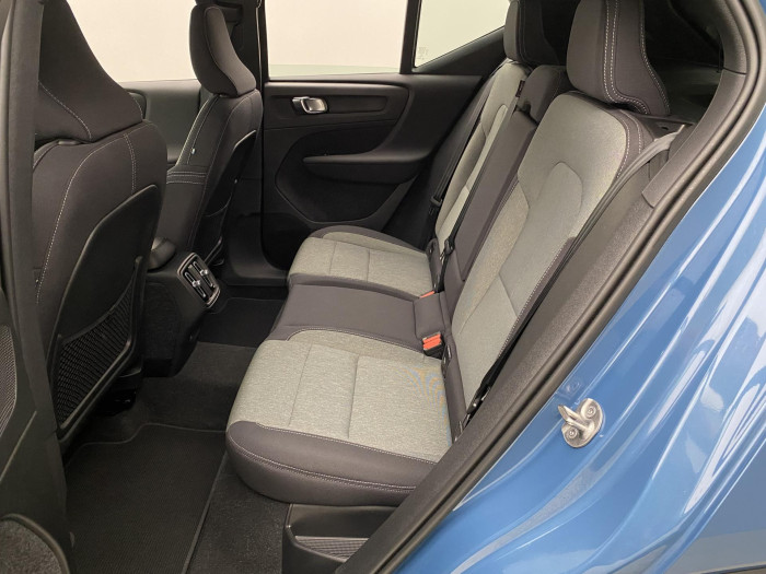 Volvo XC40 B5 AWD PLUS AUT CZ 1.maj