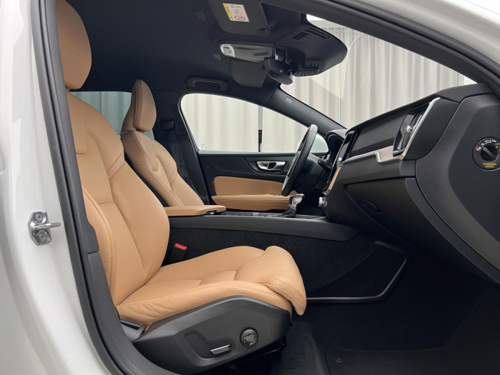 Volvo V60 D4 INSCRIPTION AUT CZ 2.0 d