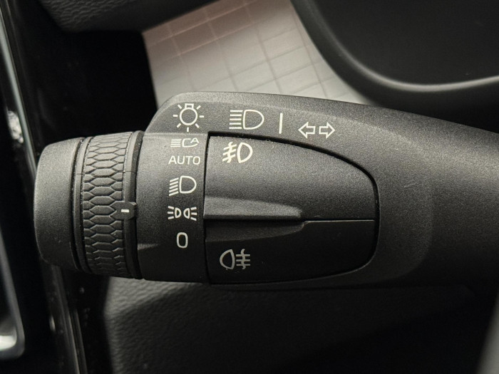 Volvo XC40 T2 MOMENTUM CZ 1.5 Momentum