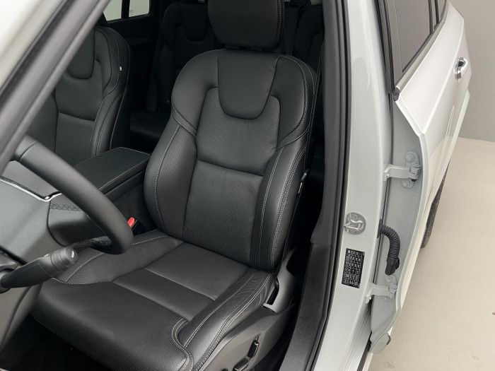 Volvo XC90 B5 AWD PLUS BRIGHT VZDUCH