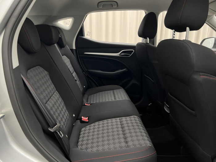 MG ZS 1.5 ESSENTIAL PLUS CZ 1.maj.