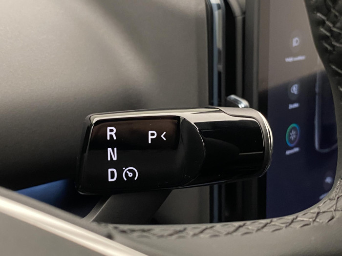 Volvo EX30 PURE ELECTRIC SINGLE PLUS