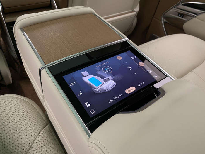 Land Rover Range Rover SV P530 SWB AWD AUT CZ