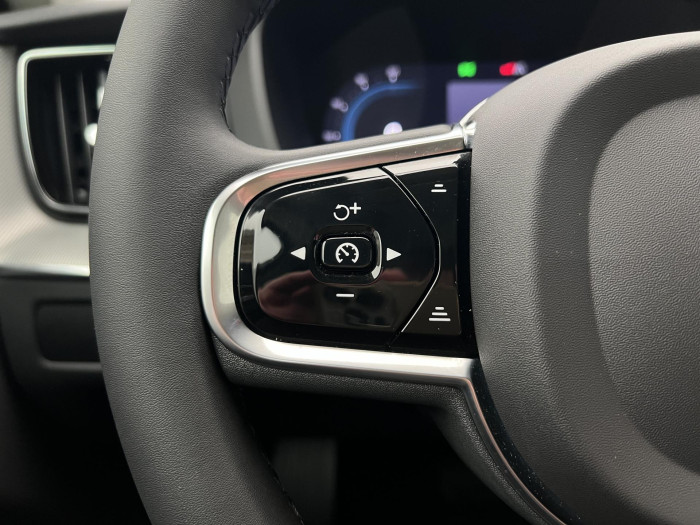 Volvo XC60 T6 AWD RECHARGE PLUS DARK AUT