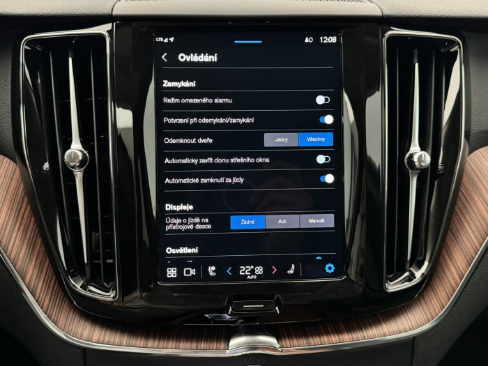 Volvo XC60 T8 AWD RECHARGE BRIGHT PLUS