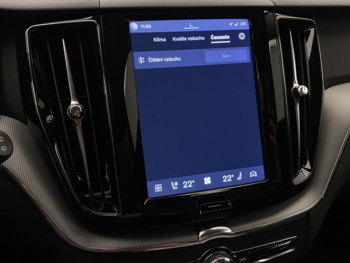 Volvo XC60 B5 AWD CORE AUT