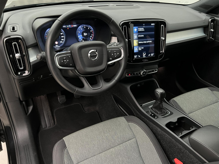 Volvo XC40 T2 MOMENTUM 1.maj. 1.5 Momentum