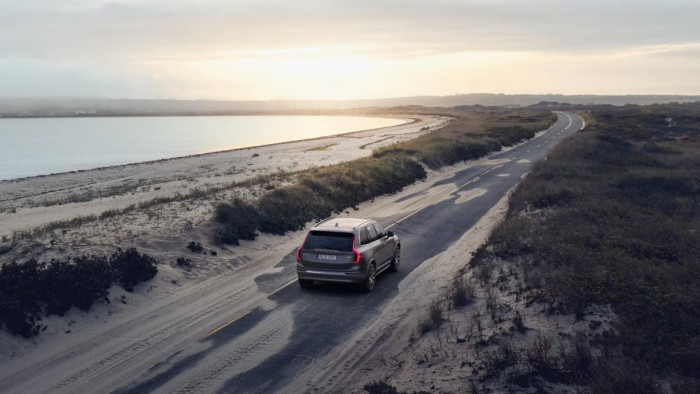 Volvo XC90 B5 AWD AUT BRIGHT PLUS 7-míst