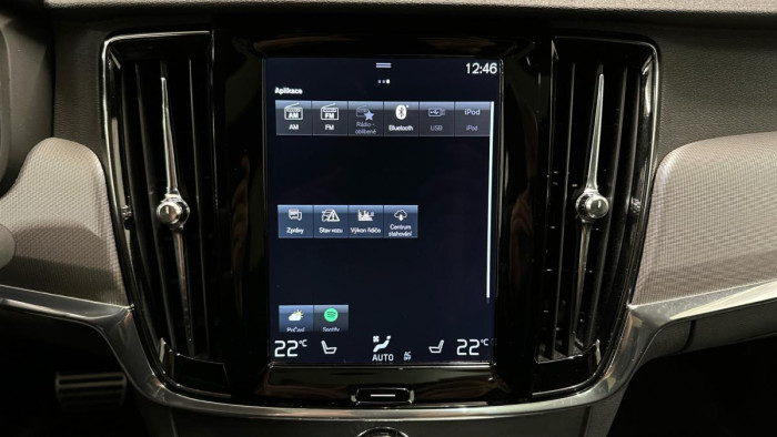 Volvo S90 D4 AWD R-DESIGN AUT REZERVACE 2.0 d