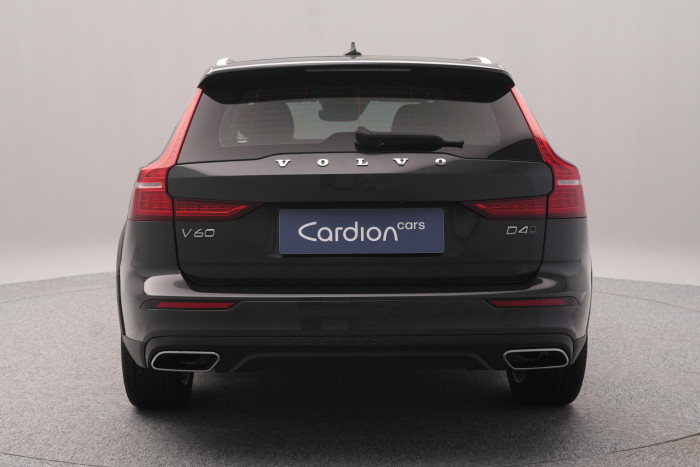 Volvo V60 CC D4 AWD MOMENTUM CZ 1.maj 2.0 d CC CC Momentum