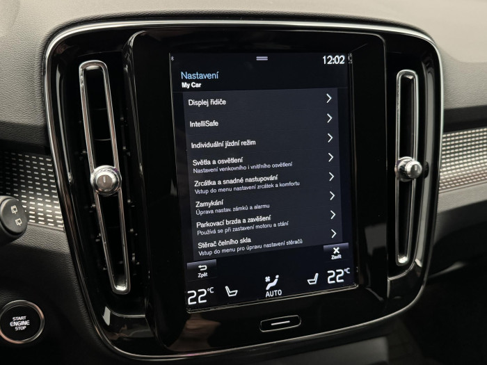 Volvo XC40 T5 AWD R-DESIGN
