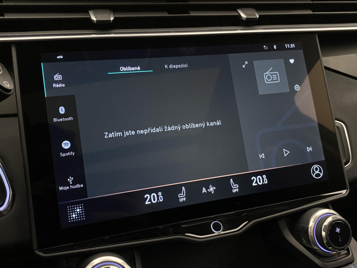 Lynk & Co 01 PHEV DCT AUT REZERVACE