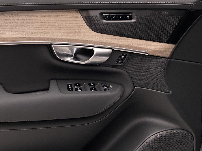 Volvo XC90 B5 AWD AUT BRIGHT PLUS 7míst