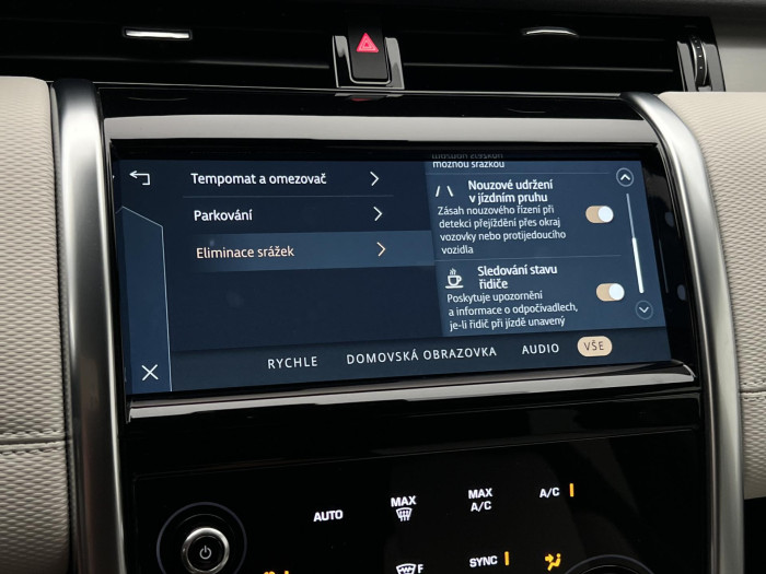 Land Rover Discovery Sport D165 R-DYNAMIC SE CZ APPROVED 2.0 d Dynamic SE