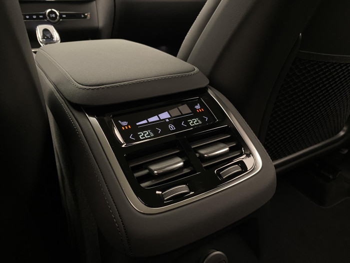 Volvo XC90 T8 AWD RECHARGE BRIGHT PLUS 7m