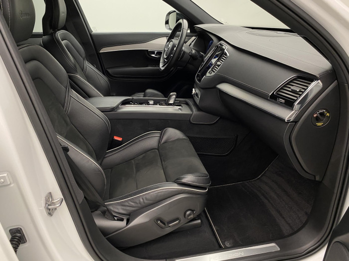 Volvo XC90 B5 AWD R-DESIGN AUT CZ