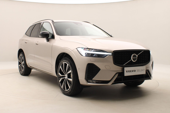 Volvo XC60 B5 AWD PLUS DARK AUT 1.maj