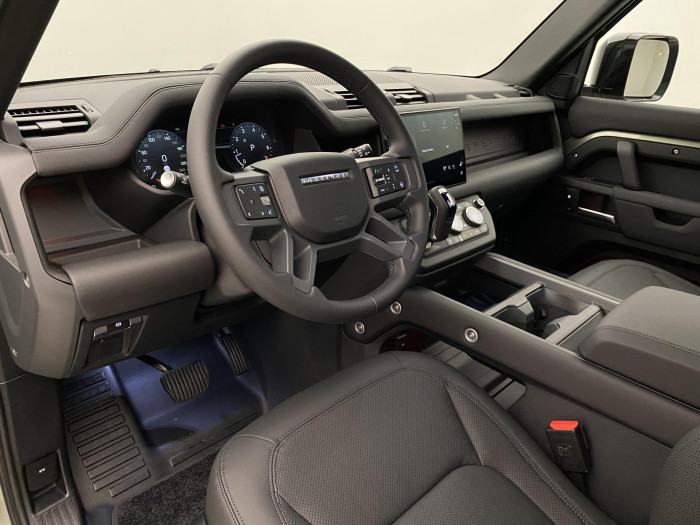 Land Rover Defender 110 P425 X-DYNAMIC HSE AWD AUT 5.0 Dynamic