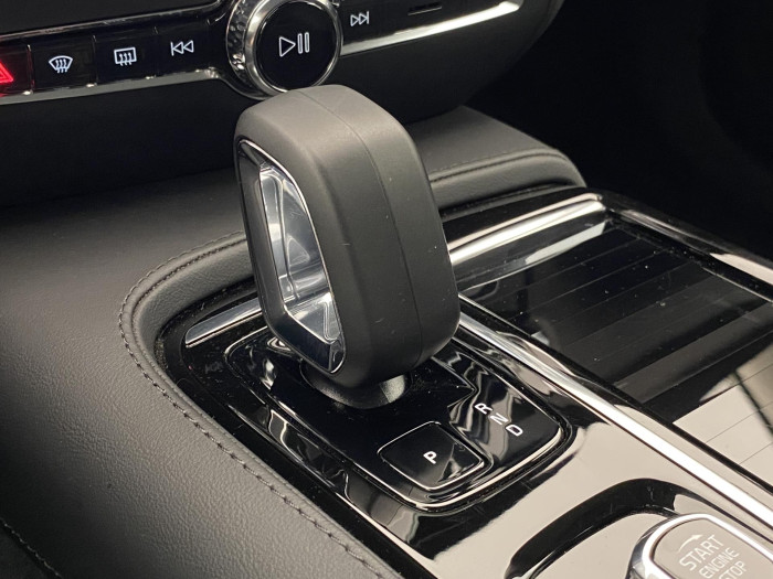 Volvo V60 T6 AWD RECHARGE CORE AUT CZ