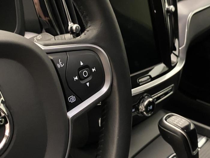 Volvo V60 D3 MOMENTUM REZERVACE 2.0 d Momentum