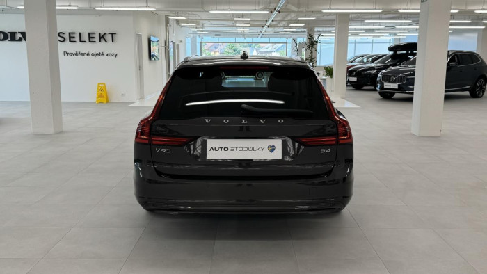 Volvo V90 B4 MOMENTUM PRO AUT 2.0 Momentum