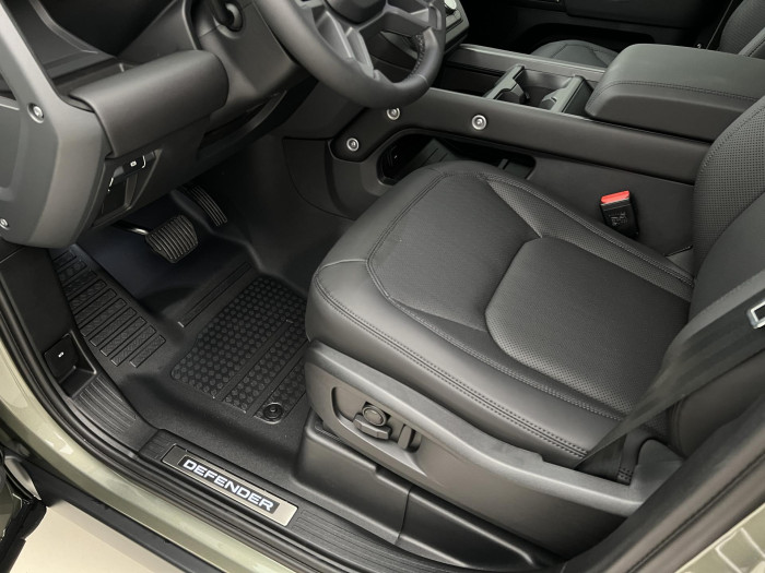 Land Rover Defender 110 D300 X-DYNAMIC SE AWD Aut 3.0 d Dynamic SE