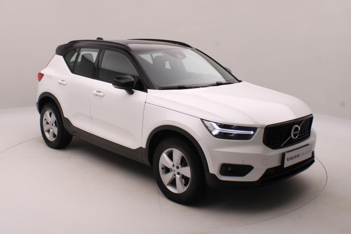 Volvo XC40 D4 AWD R-DESIGN AUT 2.0 d
