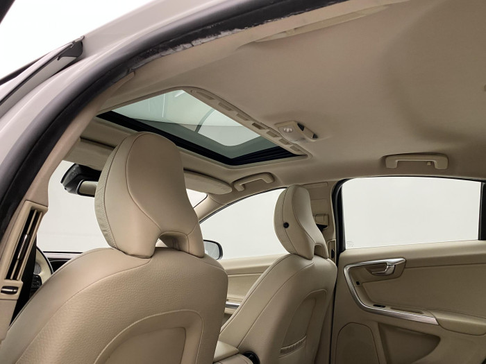 Volvo S60 D5 SUMMUM AUT CZ 2.4 d Summum