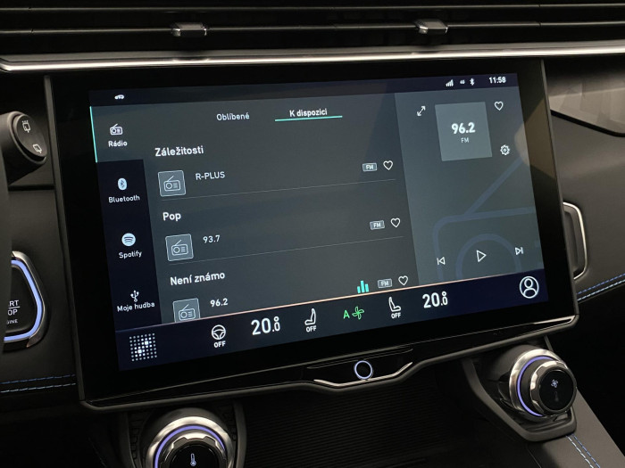 Lynk & Co 01 PHEV DCT AUT 1.maj