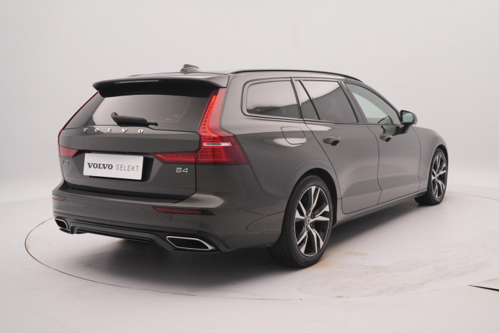 Volvo V60 B4 R-DESIGN AUT REZERVACE